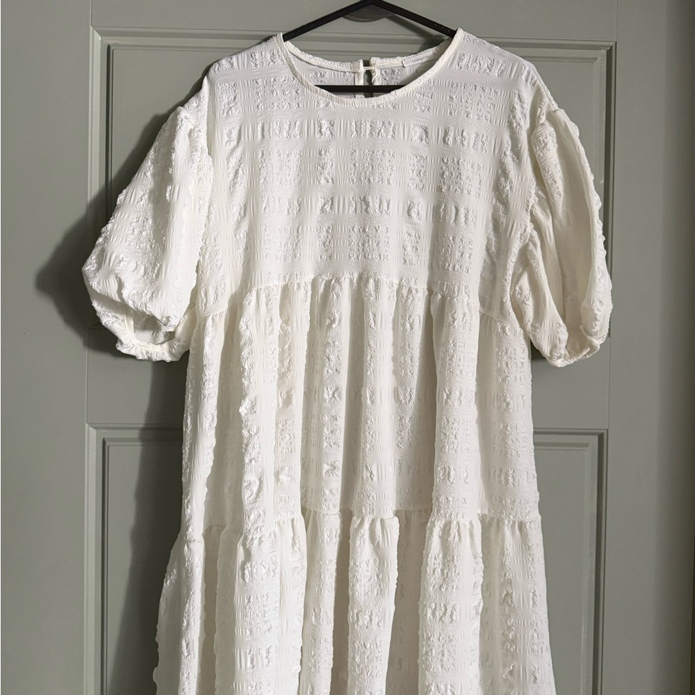 Elegant White bubble dress